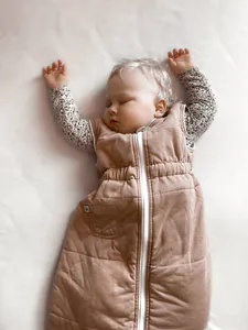 Hovedbilde Night Nattpose 0-6 mnd - Camel